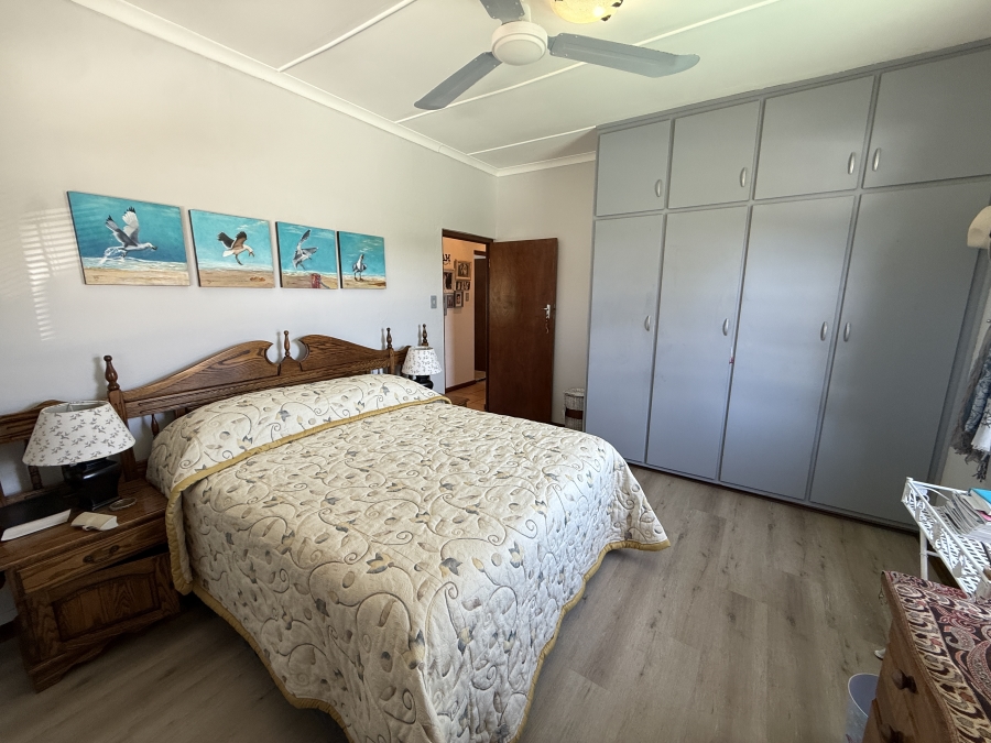 3 Bedroom Property for Sale in Stilbaai Wes Western Cape